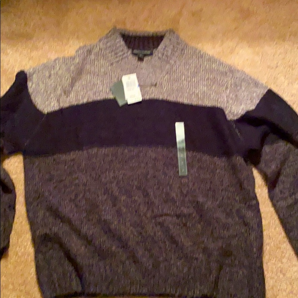 Men’s sweater